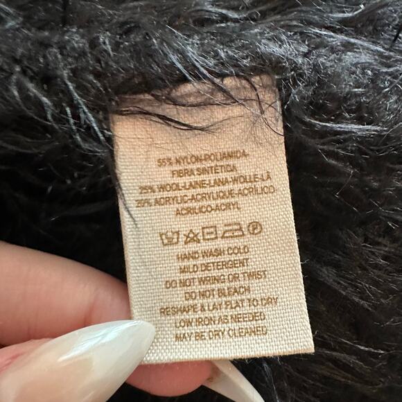 Free People black fur button up long sleeve sweater jacket size M - Picture 7 of 8